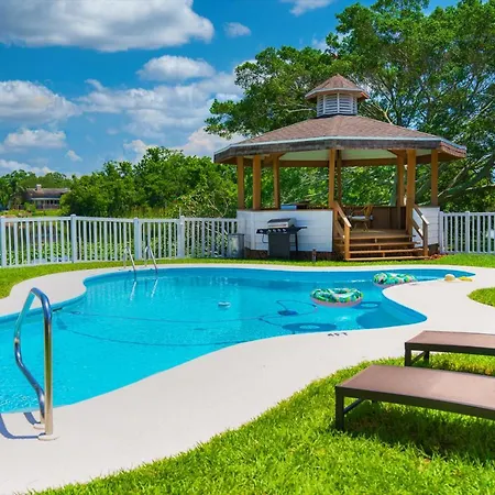 Lakeside Retreat-4Plex Sleeps 20